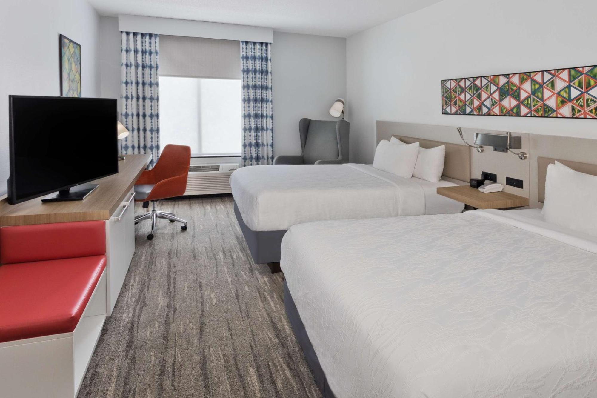 Hilton Garden Inn Birmingham/Lakeshore Drive Exterior photo